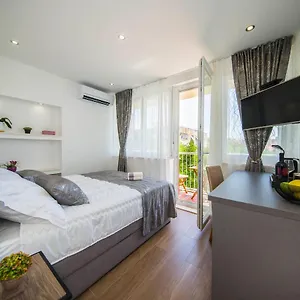 Sunrise View Balcony Apartment